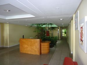 Image 4 - 9465