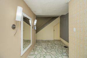 Image 32 - 212177