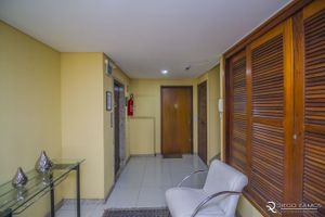 Image 42 - 283142