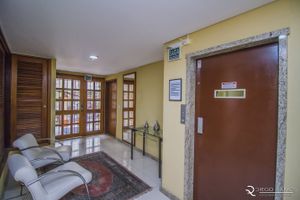 Image 44 - 283142
