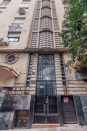 Image 19 - 166051