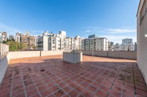 Image 36 - 888651