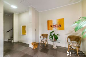 Image 32 - 209737