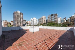 Image 42 - 209737