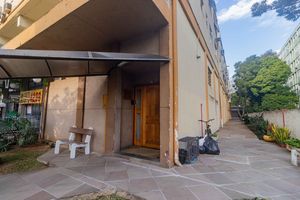 Image 50 - 889935