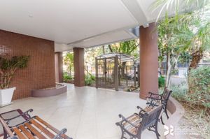 Image 20 - 204741