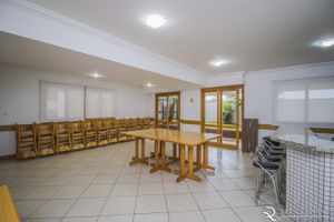 Image 33 - 845027