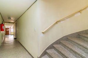 Image 39 - 647293