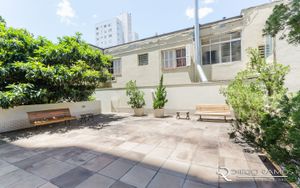 Image 8 - 9865