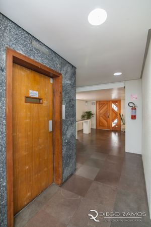 Image 26 - 303434