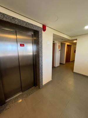 Image 8 - 9928