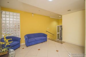 Image 3 - 9946