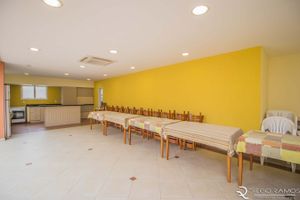 Image 9 - 9946