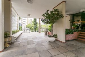 Image 43 - 203564