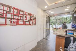 Image 19 - 192325