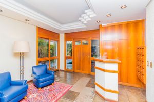 Image 41 - 828148