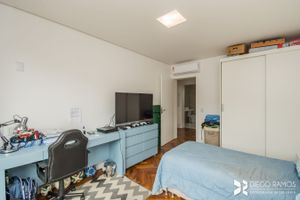 Image 18 - 100283