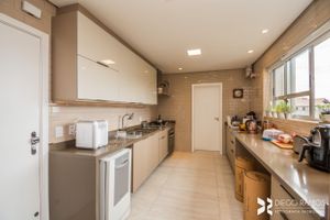 Image 30 - 100283