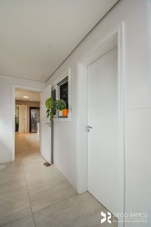 Image 32 - 100283
