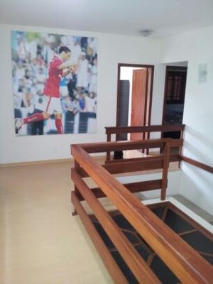 Image 32 - 100306