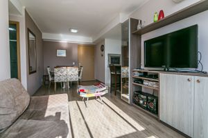 Image 2 - 100479