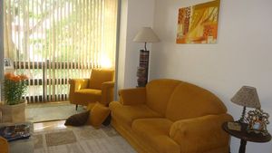 Image 4 - 100496