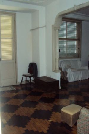Image 6 - 10052
