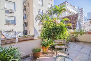 Image 33 - 101525