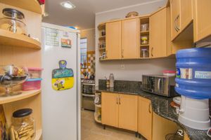 Image 41 - 101525