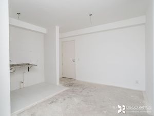 Image 3 - 101572