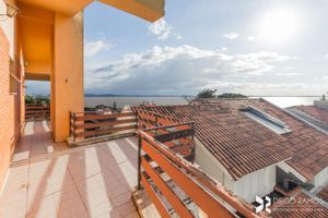 Image 37 - 101656