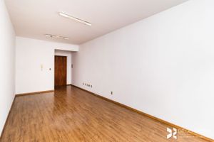Image 3 - 101852