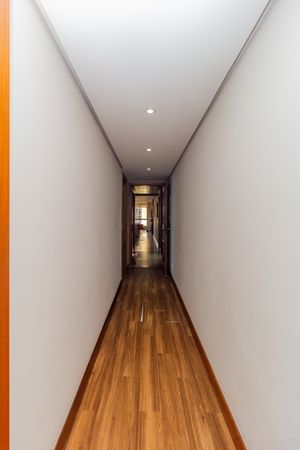 Image 40 - 102023