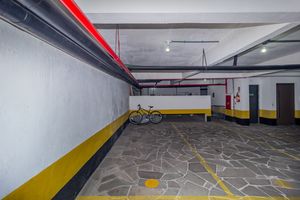 Image 61 - 102023