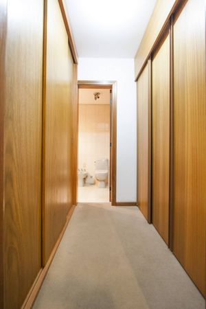 Image 32 - 102069