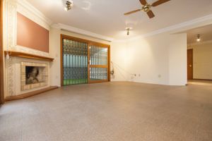 Image 35 - 102069