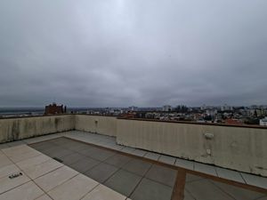 Image 19 - 102110
