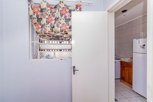 Image 34 - 102199