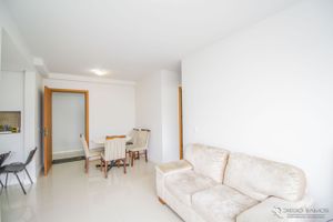 Image 5 - 10220
