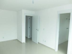Image 4 - 102404