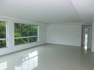 Image 6 - 102404