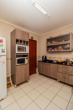 Image 29 - 102420