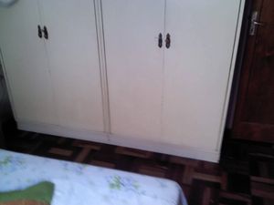 Image 8 - 102700