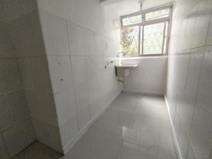 Image 7 - 102754