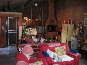 Image 9 - 102858