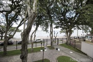 Image 42 - 102872