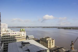 Image 19 - 102953