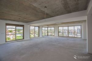 Image 3 - 103176