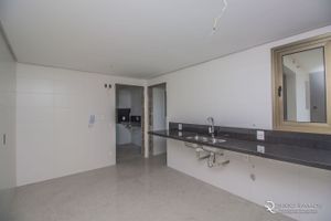 Image 30 - 103176