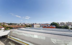 Image 13 - 103298